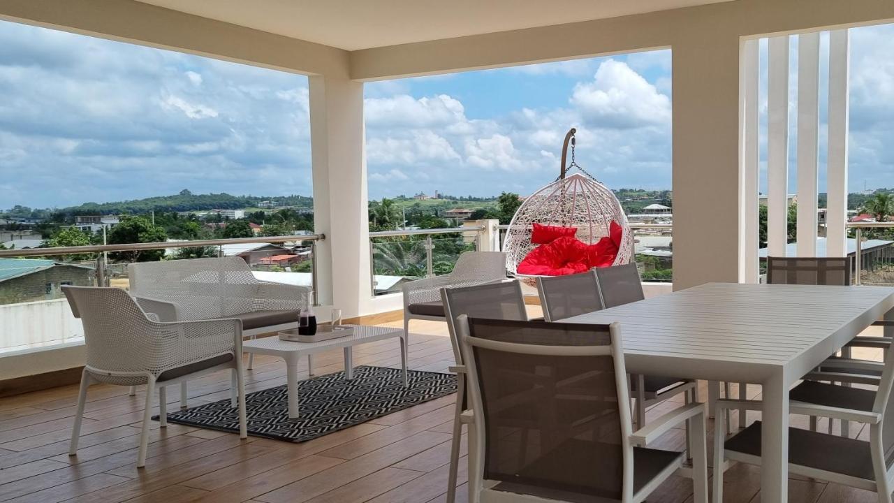 Villa Bolati, avec piscine, jacuzzi, jardin et vue Bonoua Extérieur photo